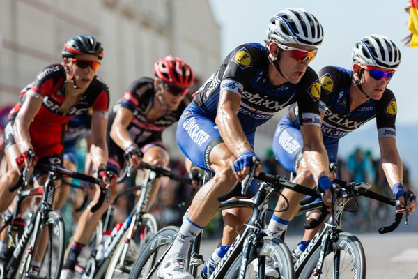 How Can Wind Resistance Training Enhance Speed in Professional Cyclists?
